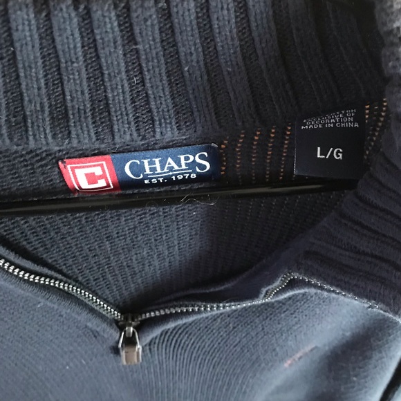 Men’s L Navy 1/4 Zip Sweater - Picture 2 of 3